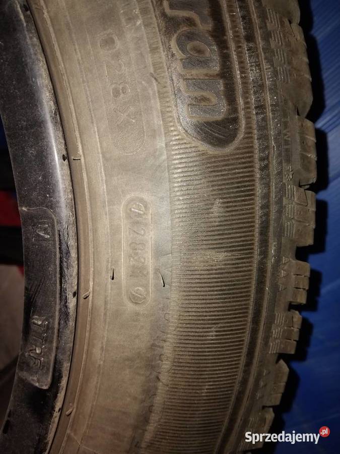 Felgi aluminiowe Dezent 18 z oponami zimowymi Świdnica