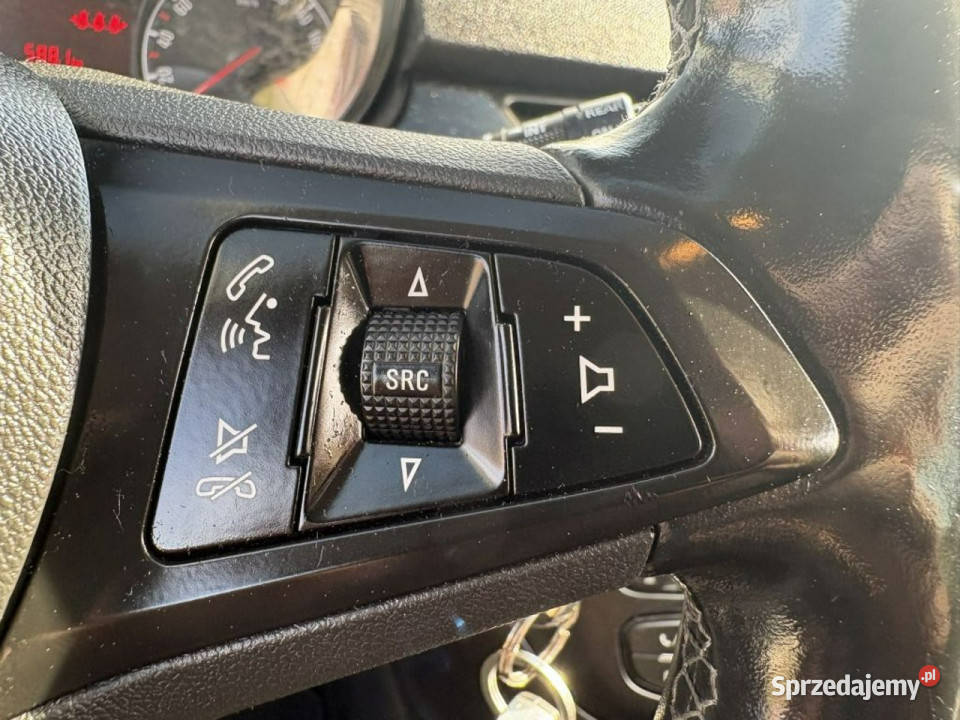 Opel Corsa 14 benzynz E 2014 serwisowany w ASO dolnośląskie Kamienna Góra sprzedam