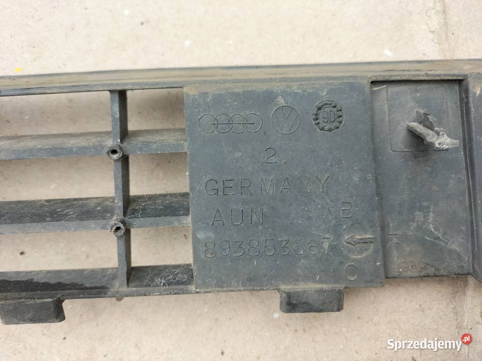 AUDI 80 B3 80B3 ŚRODKOWA KRATKA ZDERZAKA PRZÓD Kamień-Kolonia sprzedam