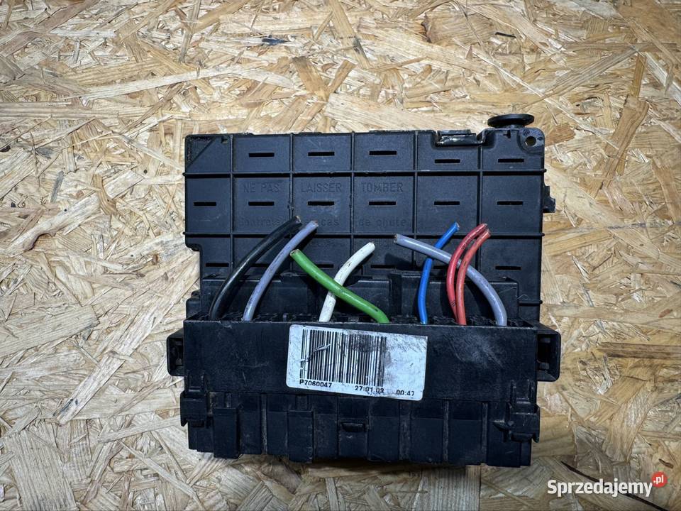 Skrzynka moduł bezpieczników bsm peugeot 307
