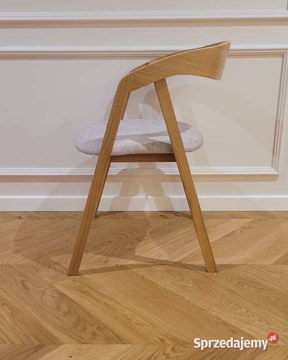 Krzesło z podłokietnikiem drewniane dębowe Malbork