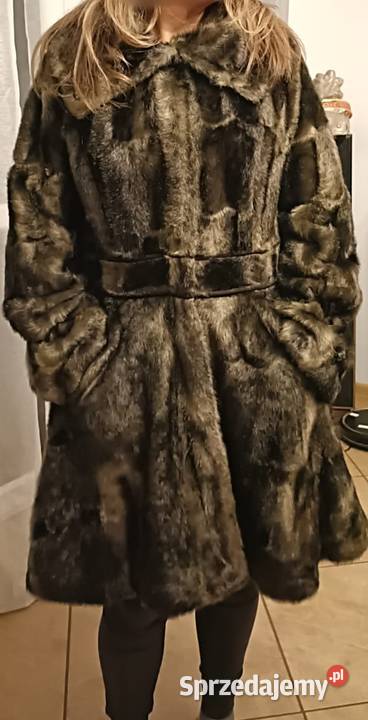 Futerko sztuczne ciemny brąz cieniowany Zimowa  Kurtki i płaszcze