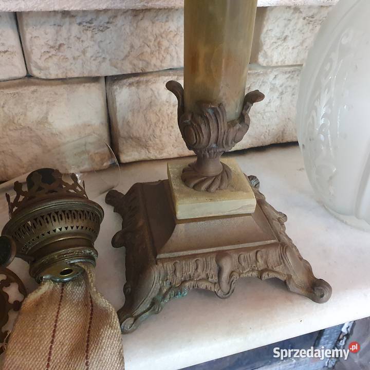Sprawnastara lampa naftowa z XIX wieku Wrocław