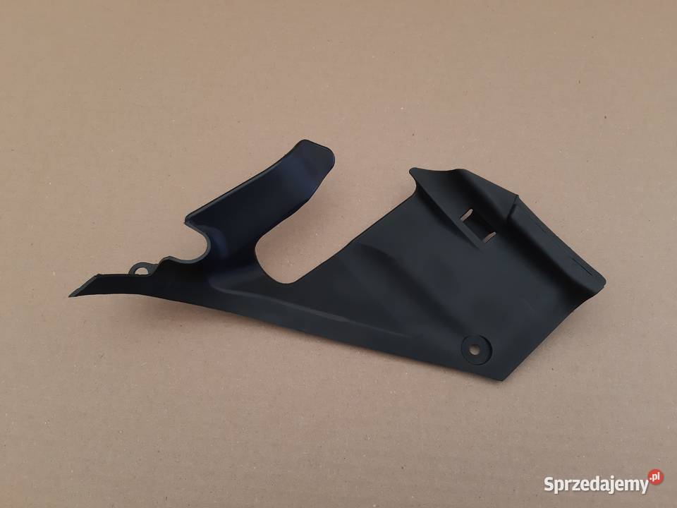 HONDA CBR 600 WYPEŁNIENIE CZASZY MOCOWANIE PRAWE