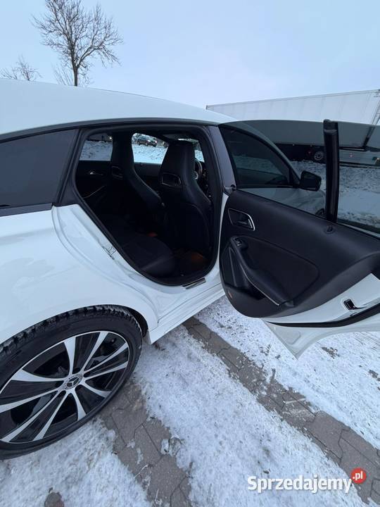 Mercedes Benz CLA AMG line shooting brake 16t benzyna Gołotczyzna