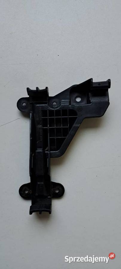 Prawy ślizg tylnego zderzaka 4A0807484A Audi 100 osobowe pomorskie Luzino