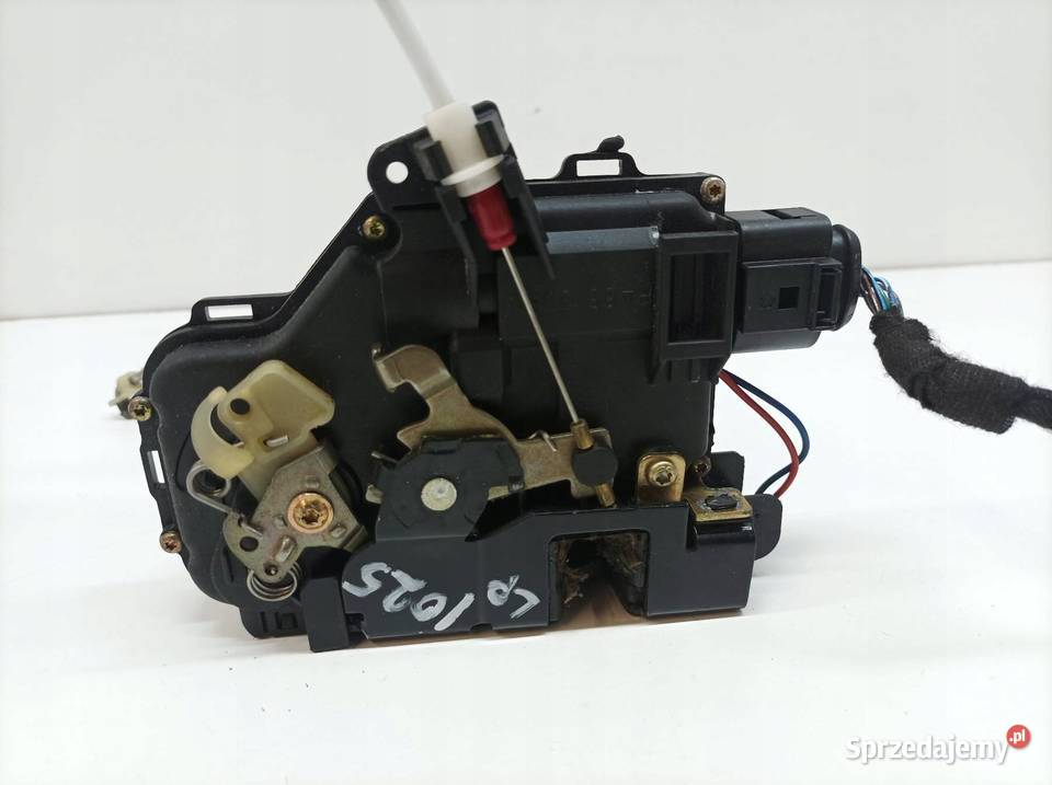 ZAMEK DRZWI LEWY PRZÓD 8Z1837015D Audi A2 I