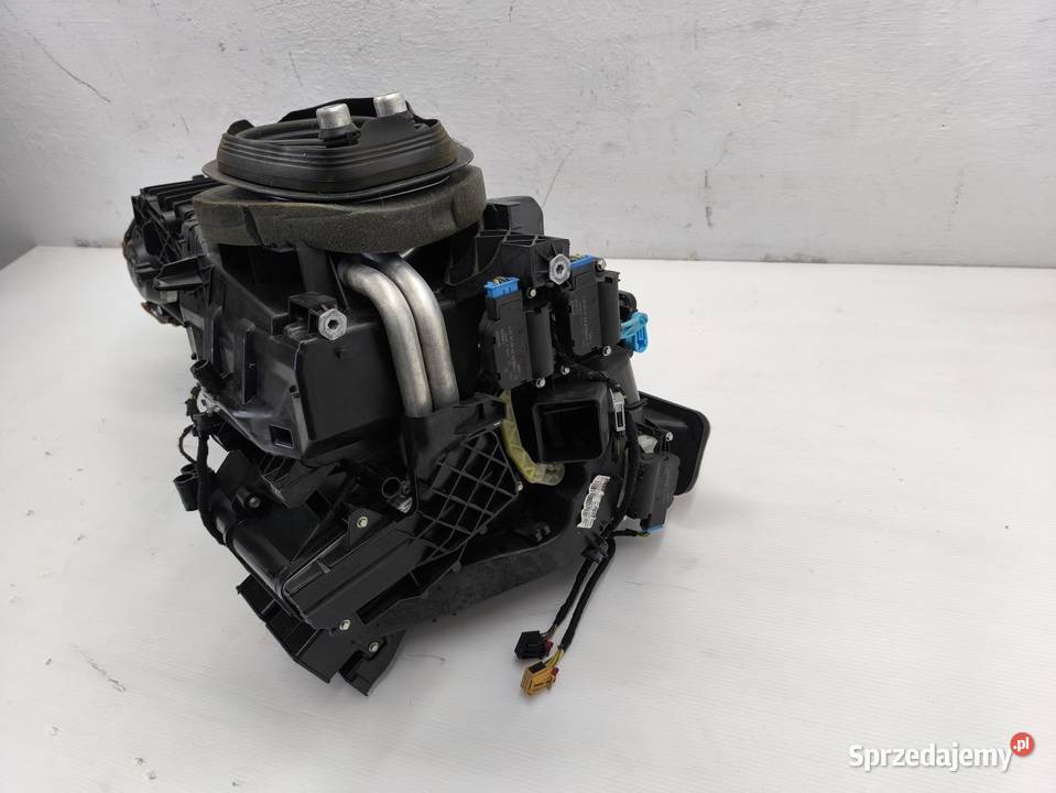 NAGRZEWNICA KOMPLETNA SEAT LEON II 1K1820308F