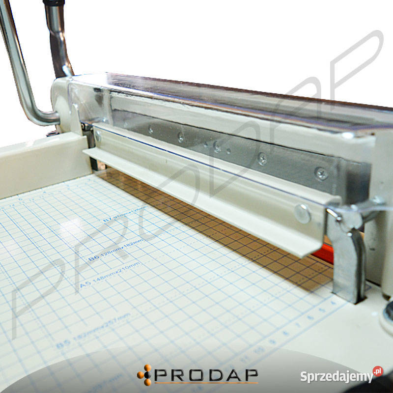 Gilotyna metalowa A4 do cięcia papieru z Częstochowa