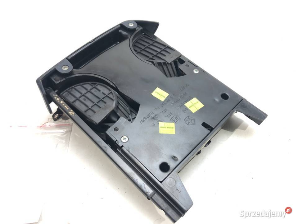 UCHWYT NA NAPOJE DODGE CARAVAN IV 0007 Minivan