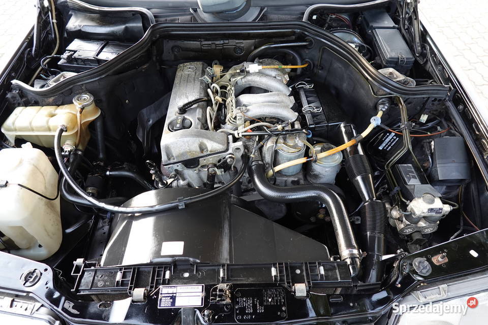 Mercedes 200D W124 Czarny z Hiszpanii Zdrowy Zgierz sprzedam