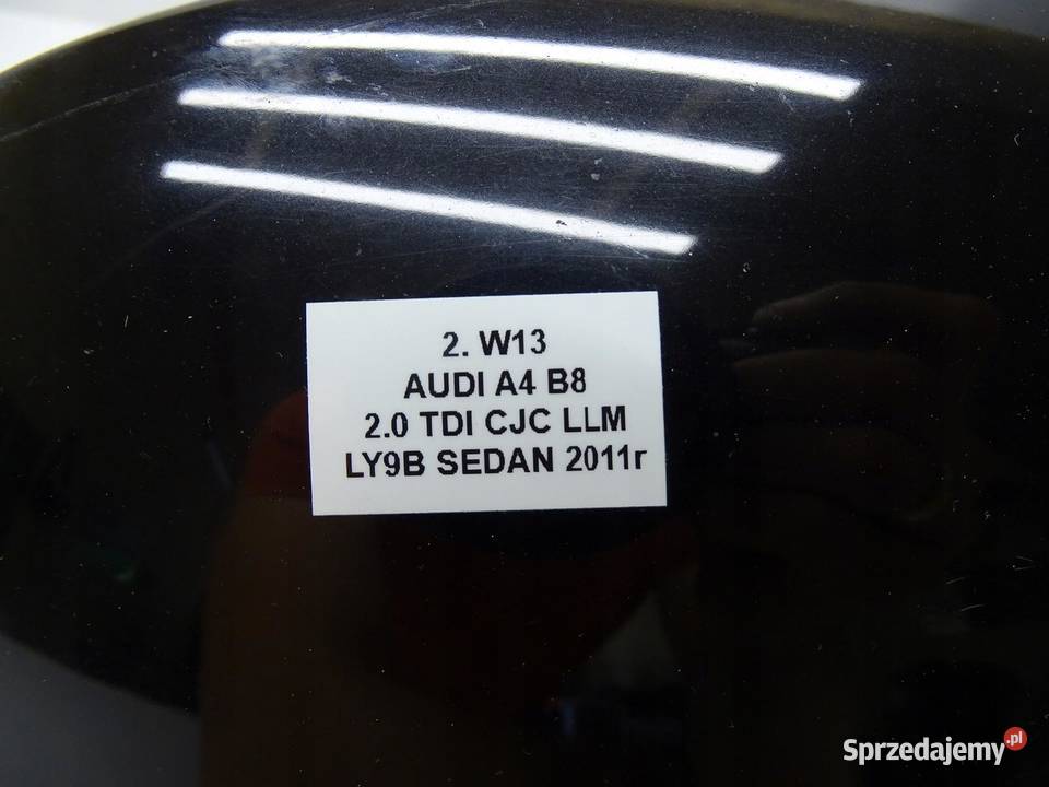 LUSTERKO PRAWE PRAWY PRZÓD PRZEDNIE AUDI A4 B8