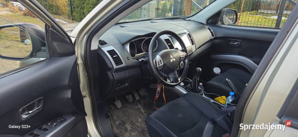 Mitsubishi Outlander 2 2360cm3 Polnica