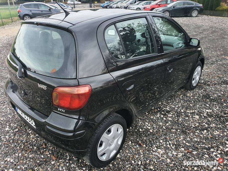 TOYOTA YARIS 13 BENZYNA 2004 nieuszkodzony Samochody osobowe