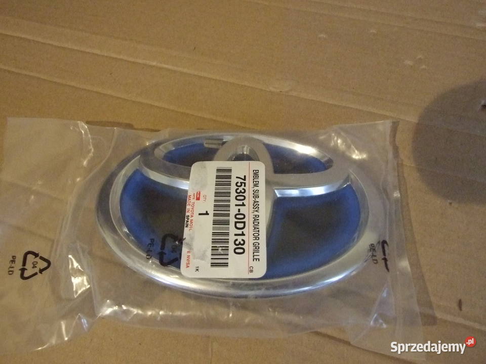 Znaczek emblemat Toyota Yaris 754030D130 osobowe podlaskie Białystok