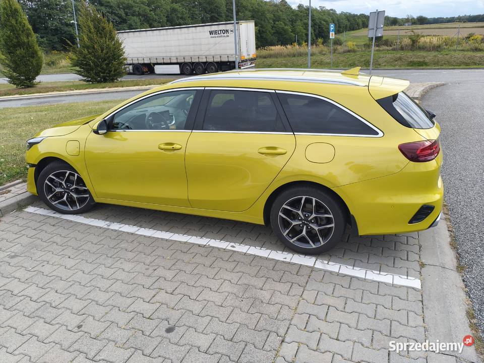 Kia Ceed 16 GDI PHEV Business Line DCT salon Cee'd Piekary Śląskie