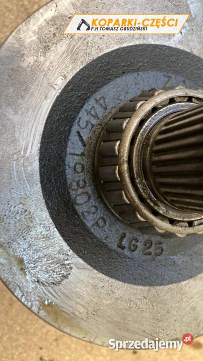 Kosz przedniego napędu JCB 530 540 części pomorskie Kosakowo