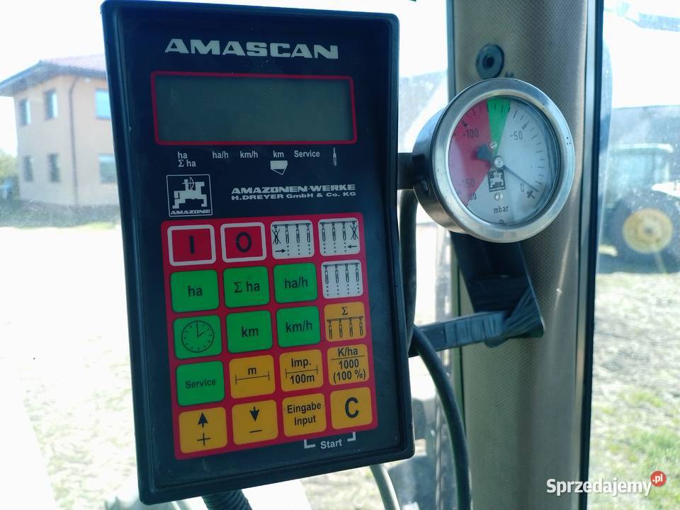 Siewnik do kukurydzy amazone ED 451