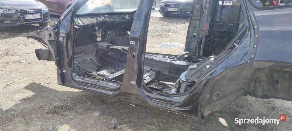 ĆWIARTKA PRÓG BOK LEWA STRONA AUDI Q5 8R LZ7L osobowe Przystajń
