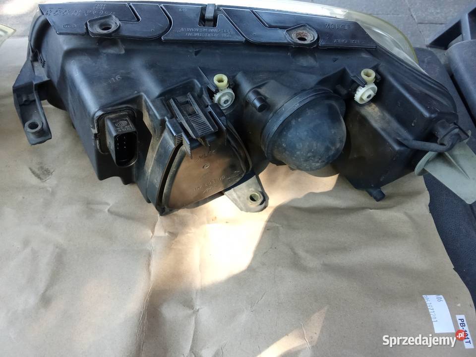 VW passat B5 flreflektory orginalne lewo prawy