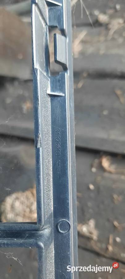 Kratka zderzaka volvo s80 v70 31323990 osobowe Siedlce sprzedam