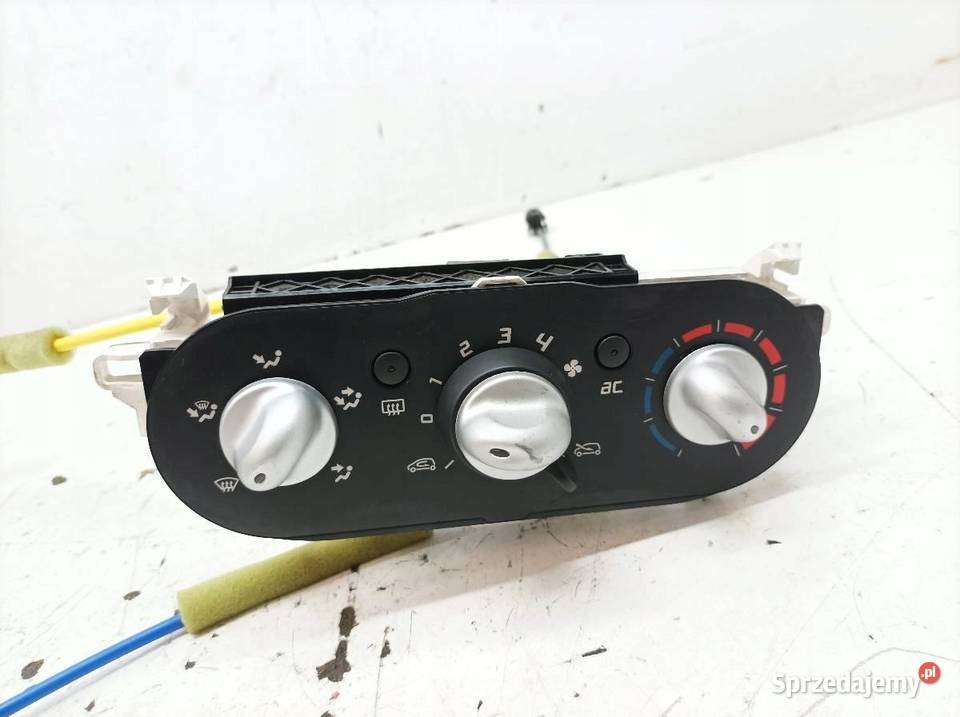 PANEL NAWIEWU AC Renault Twingo II 20072014 świętokrzyskie