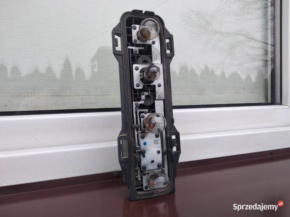 Peugeot 307 kombi wkład oprawka lampy tył tylnej łódzkie Sieradz