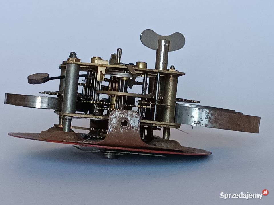 Mechanizm z tarczą i kluczykiem zegara VITYAZ Rzeszów