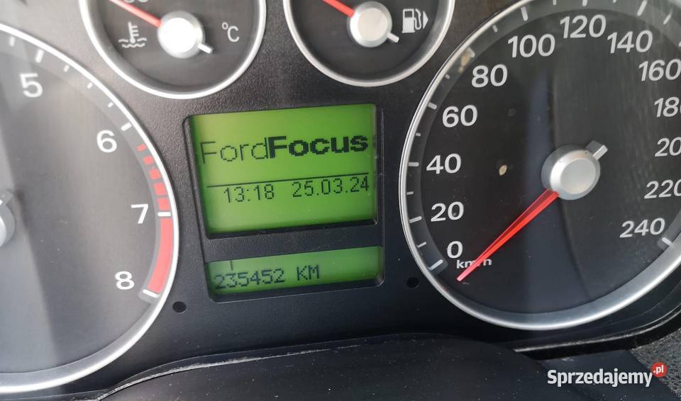 FORD FOKUS MK2 HATCHBACK 2005 16 GAZ 235 niski nieuszkodzony Wrocław