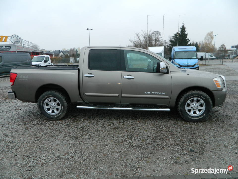 NISSAN Titan Bezwypadkowy Mały przebieg Navara mazowieckie Warszawa