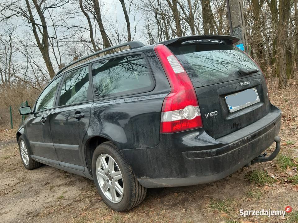Czarne Volvo v50 2006 18 Gaz LPG doinwestowany