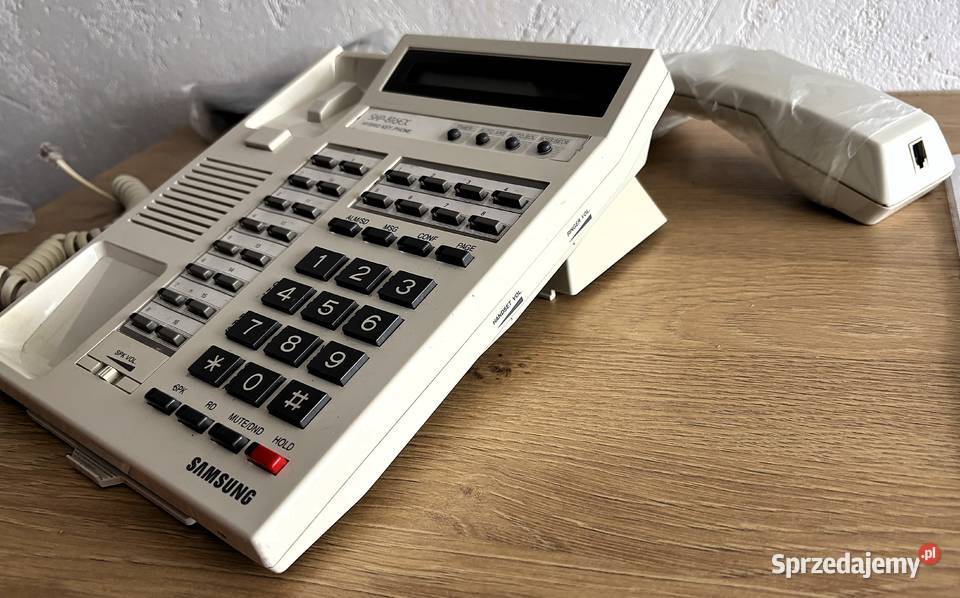 2 aparaty tfnCentrala telefoniczna SKP816 H Biuro Szczecin