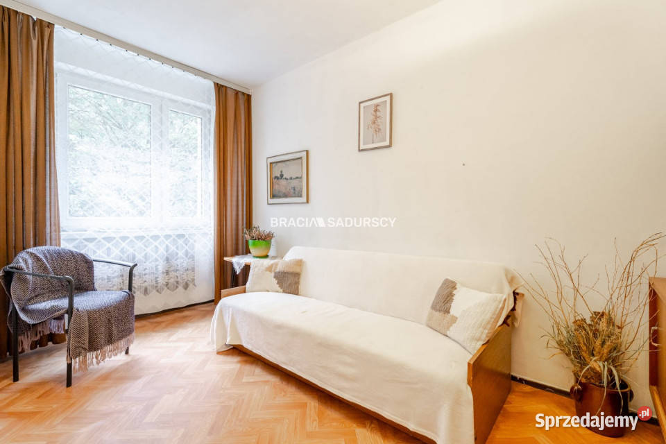 Do sprzedaży mieszkanie 473m2 3pokojowe Kraków blok