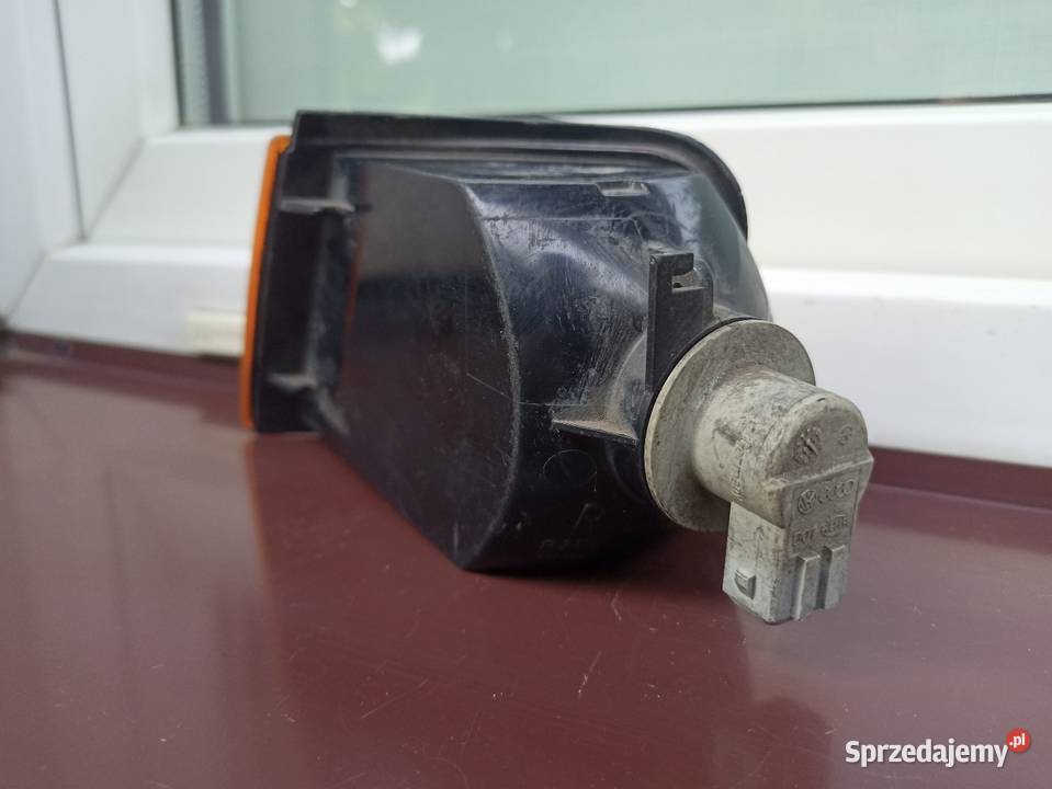 Seat Toledo I 1 kierunkowskaz kierunek migacz Sieradz