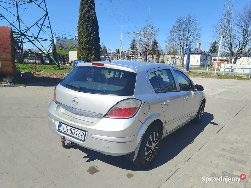 Opel Astra 2004r17 cdtii radio