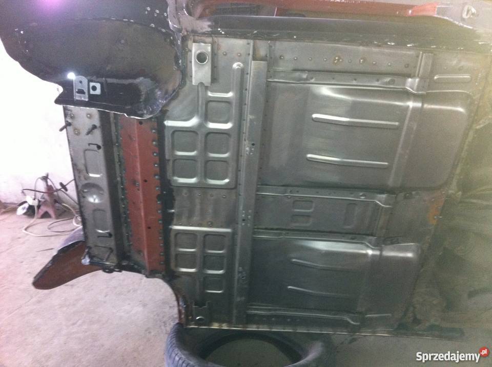 Fiat 125p 126p Polonez naprawy blacharskie Naprawa i warsztat Warszawa