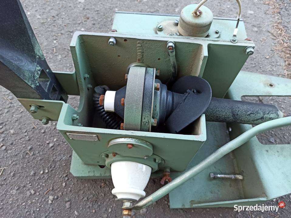 Antena prętowa maszt z mocowaniem do radiostacji Skierniewice