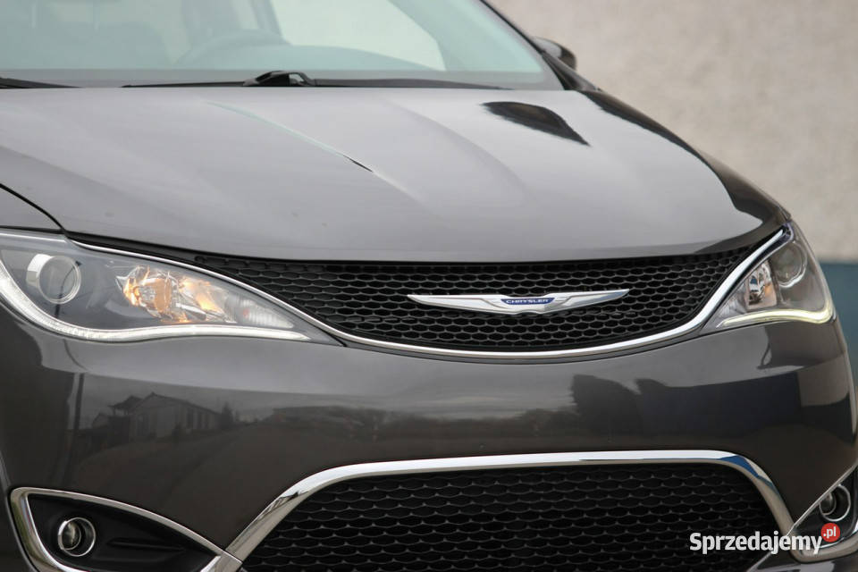 Chrysler Pacifica 2018rLimited 36 Benzyna SKÓRY podgrzewane fotele sprzedam