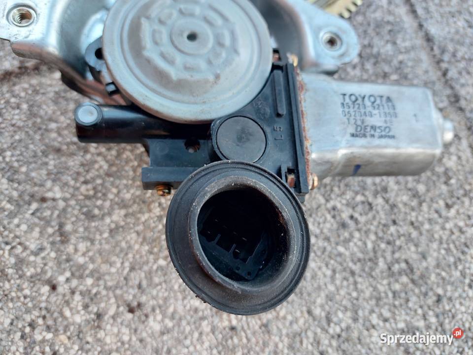 Toyota Podnośnik szyby lewy 8572051110 Avensis