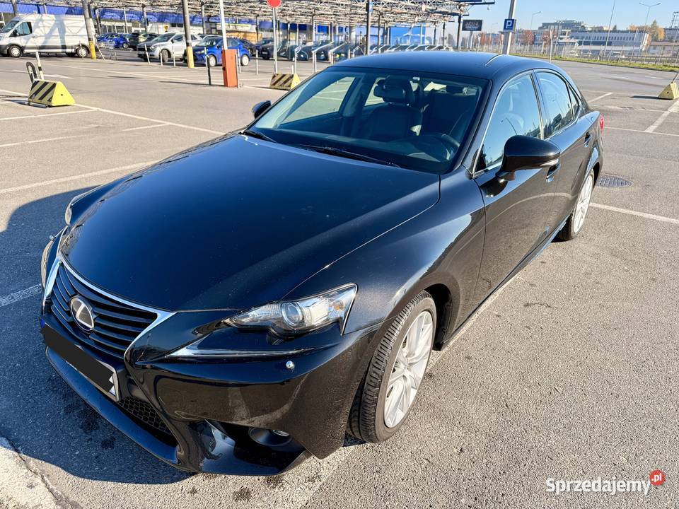 Lexus IS 300h prestige 2016 w stanie nieuszkodzony
