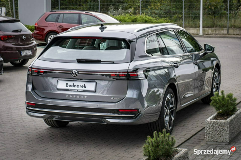 Volkswagen Passat Elegance 20 TDI 150 DSG Zamów gniazdo SD sprzedam