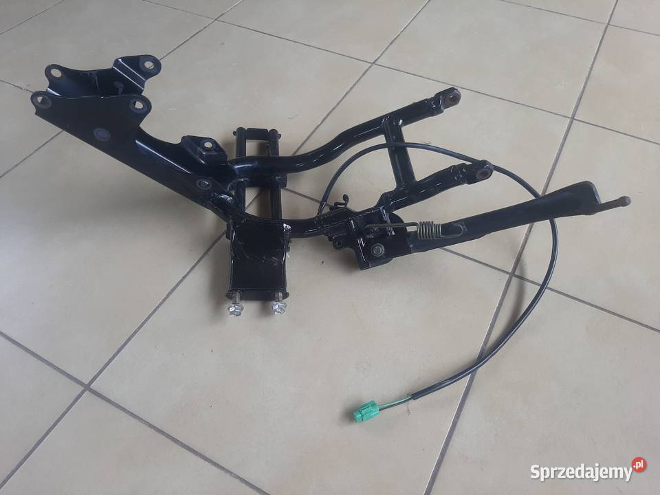Suzuki GZ 125 Marauder sanki rama osłona silnika Sieciechów