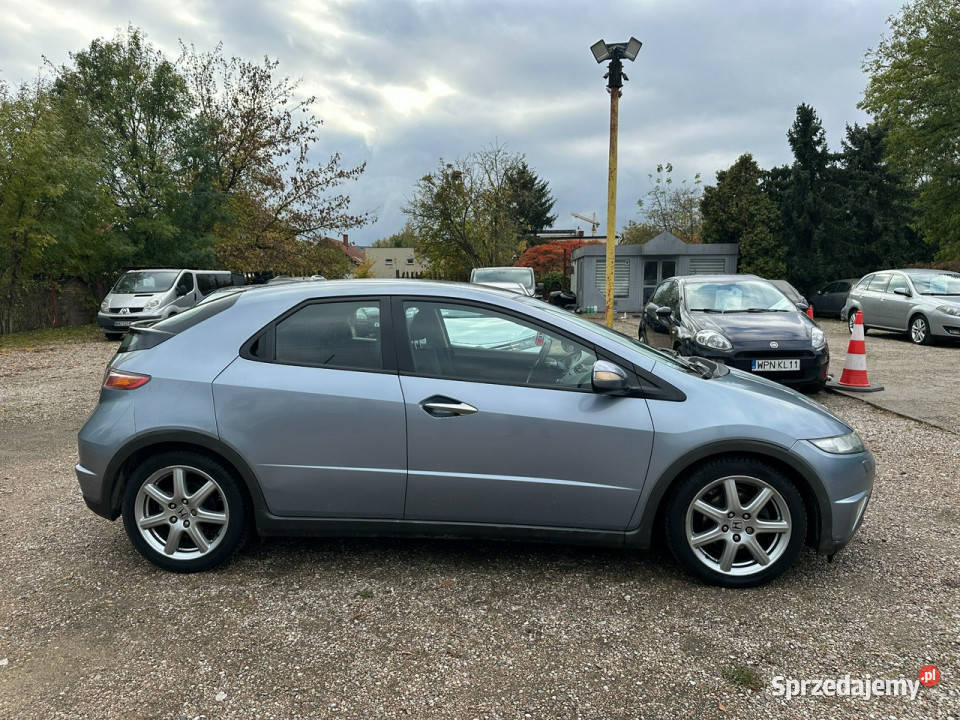 Honda Civic 18 140ManualNaviXenonKamera możliwa zamiana Warszawa