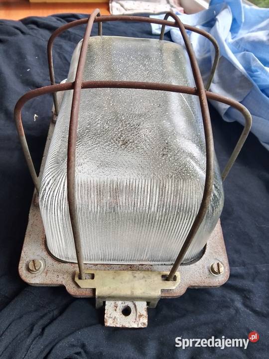 Stara mocna lampa POLAM WILKASY czasy PRLu IP56 Legionowo