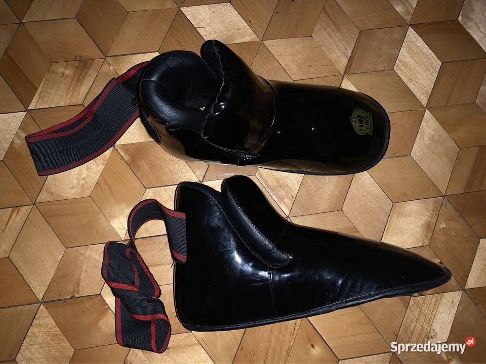 Buty sporty walki M okazja Nisko