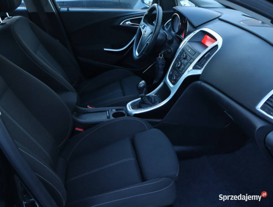 Opel Astra 14 T manualna Piaseczno