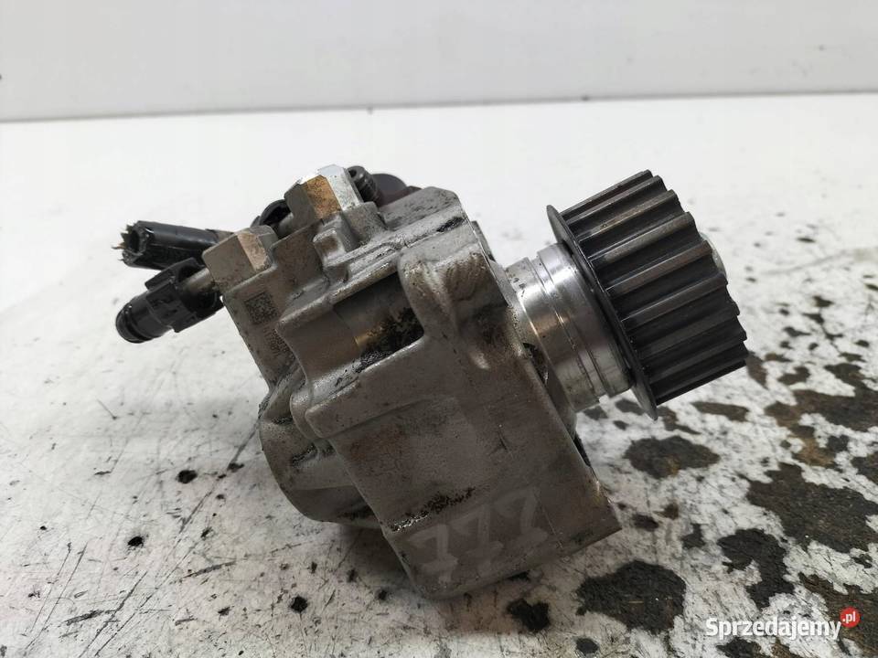 POMPA WTRYSKOWA 331002U000 9046040004 16 CRDI