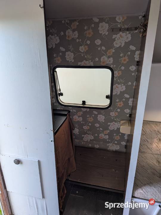 Sprzedam przyczepkę kemipngową Ślesin