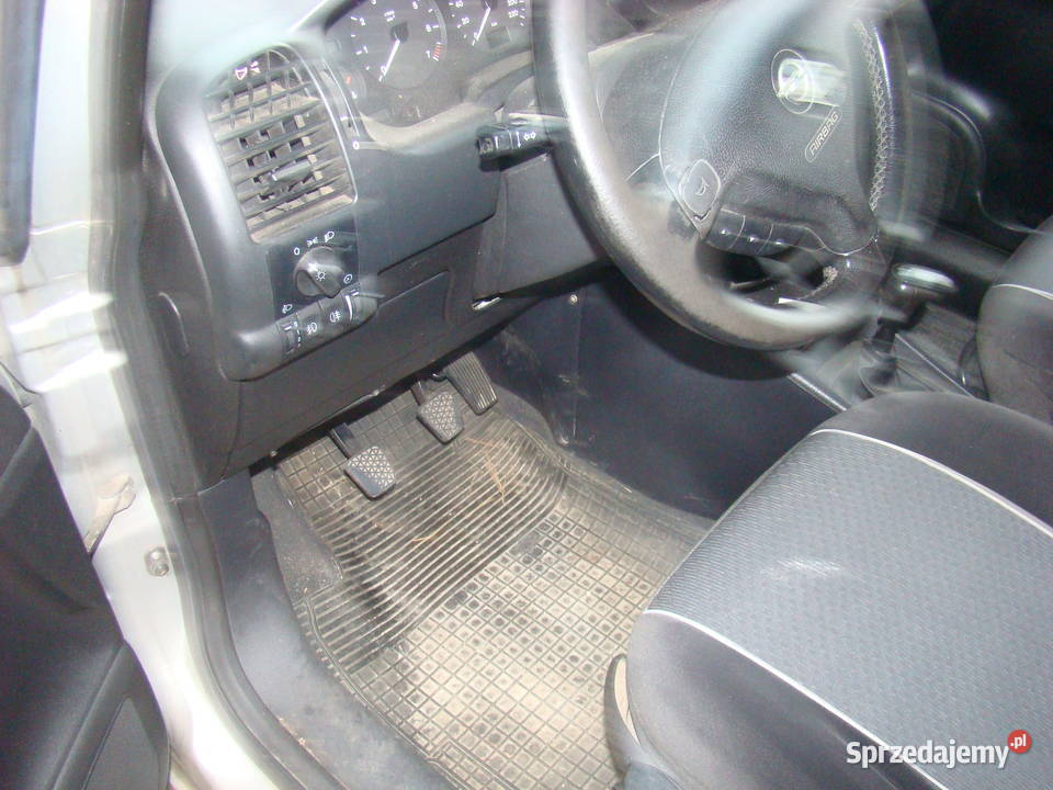 Opel Zafira A 18BG