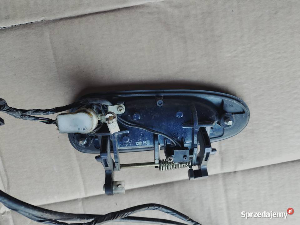 KLAMKA DRZWI PRAWA PRAWY PRZÓD Mazda Xedos Części Kamień-Kolonia